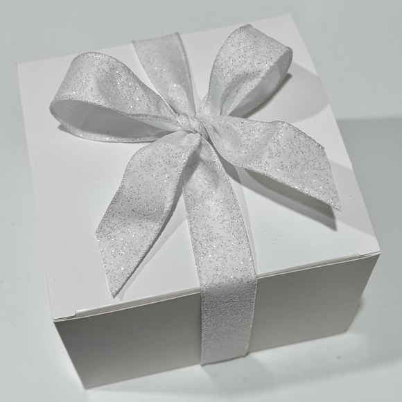 Hand Crafted Snowflakes Trinket Shell Dish GIFT WRAPPED - Picture 4 of 4